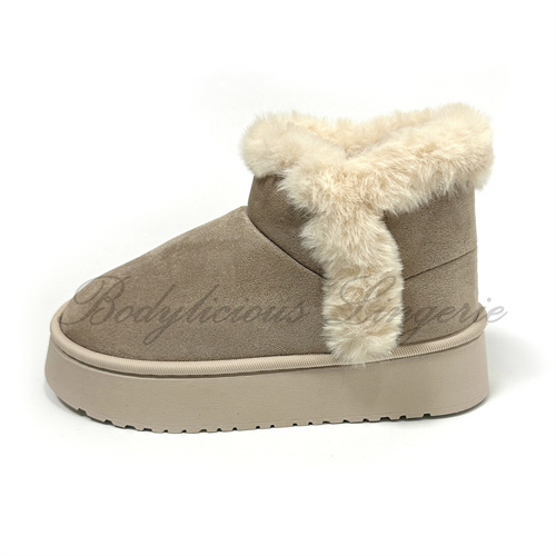 Fuzzy Ankel Boots