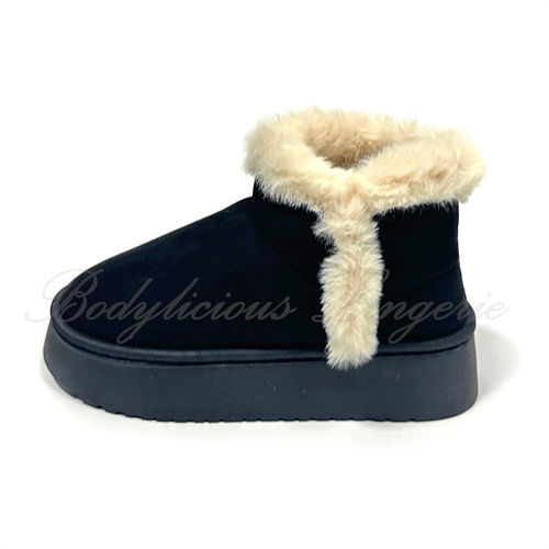 Fuzzy Ankel Boots